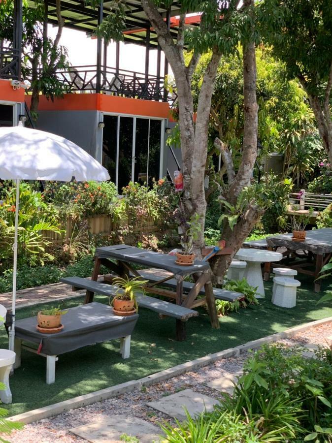 אמפווה Meephawa Resort מראה חיצוני תמונה