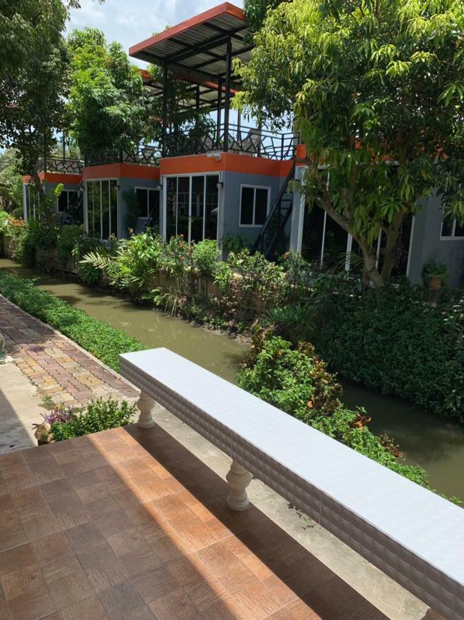 אמפווה Meephawa Resort מראה חיצוני תמונה
